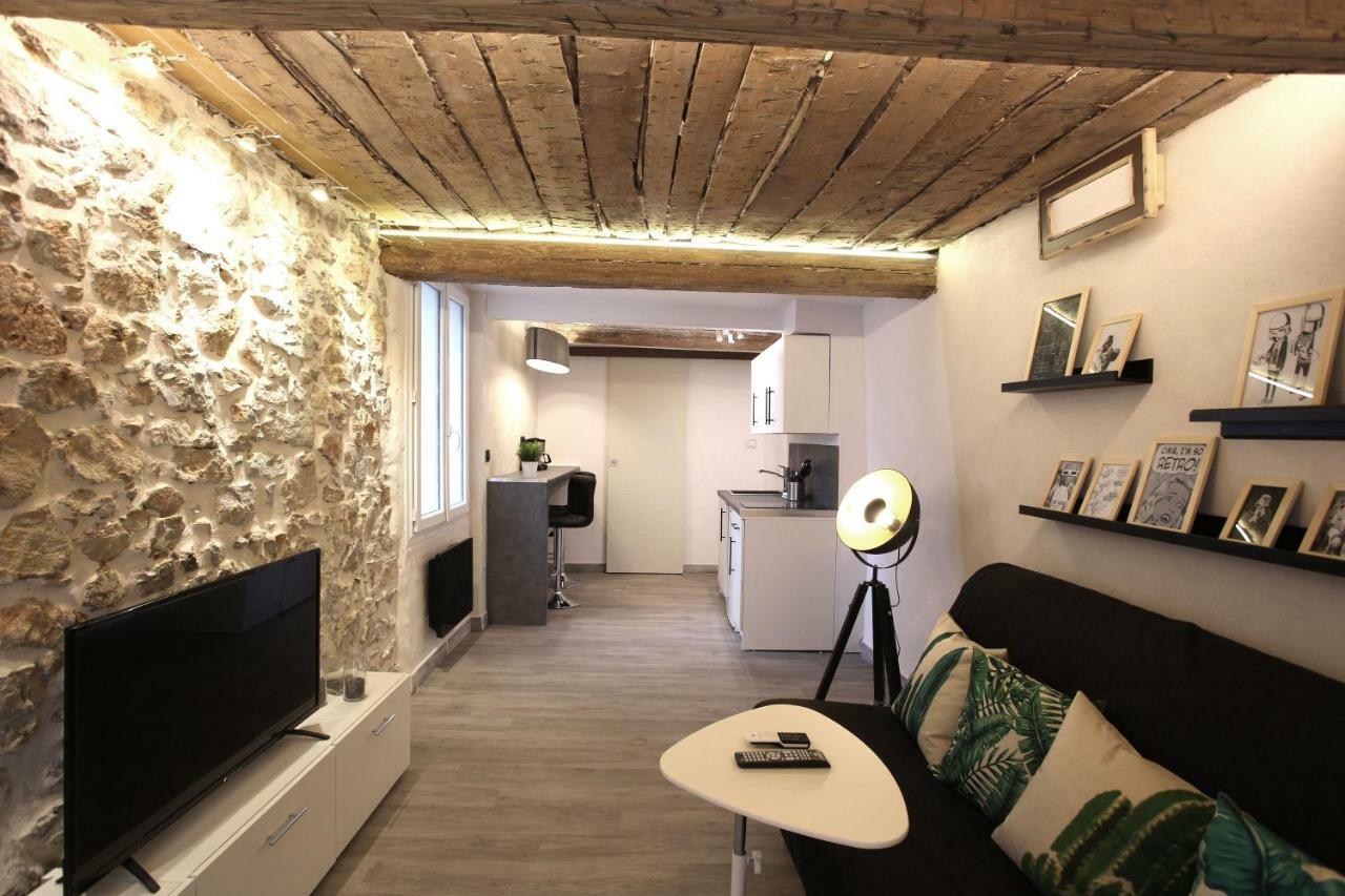 GregBnb-com - T2 Ancien et moderne - PARKING INCLUS - 15min Gare Toulon Eksteriør billede