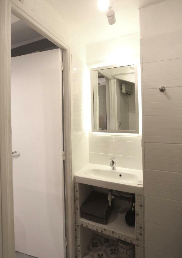 GregBnb-com - T2 Ancien et moderne - PARKING INCLUS - 15min Gare Toulon Eksteriør billede